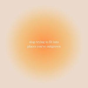 Meet your Posher, Caroline